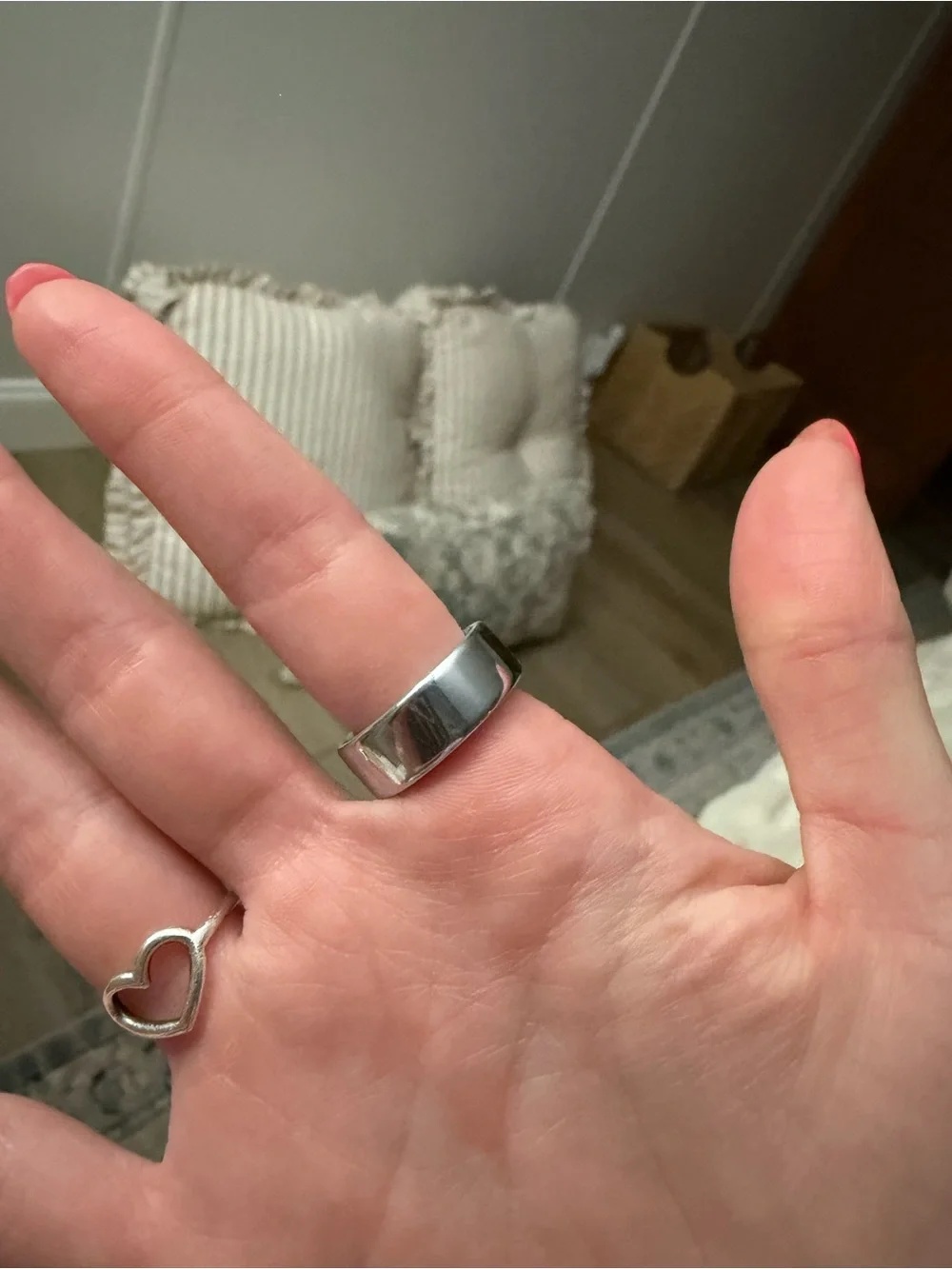 Oura Smart Ring — Polished Silver Finish